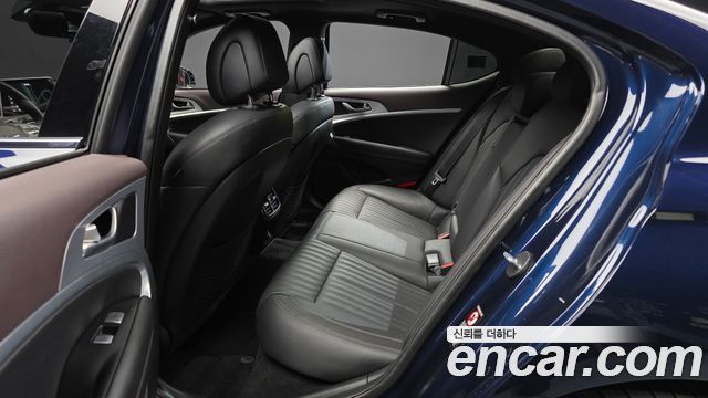 Genesis G70 2019 — photo 16