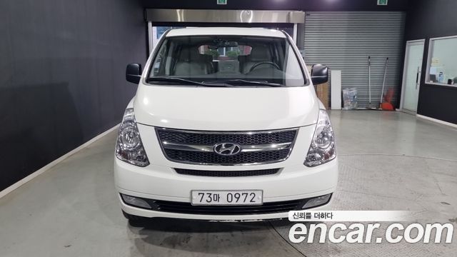 Hyundai Starex 2015 — photo 3