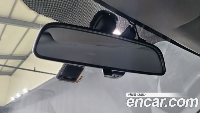 Hyundai Starex 2015 — photo 13