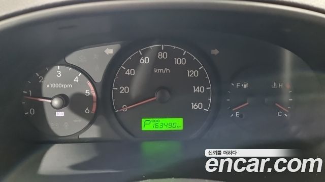 Hyundai Starex 2015 — photo 17