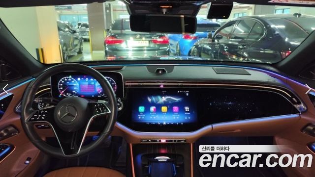 Mercedes-Benz E-Class 2024 — photo 6