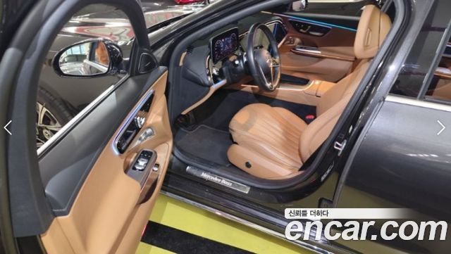 Mercedes-Benz E-Class 2024 — photo 10