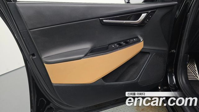 Kia EV6 2023 — photo 14