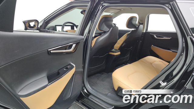 Kia EV6 2023 — photo 16