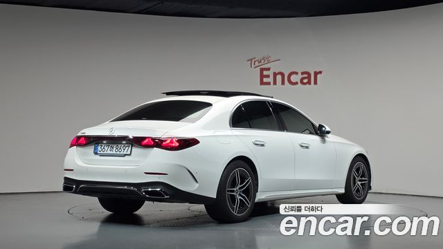 Mercedes-Benz E-Class 2026 — photo 2