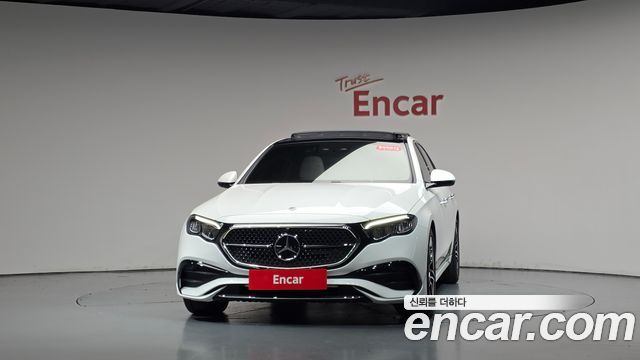 Mercedes-Benz E-Class 2026 — photo 3