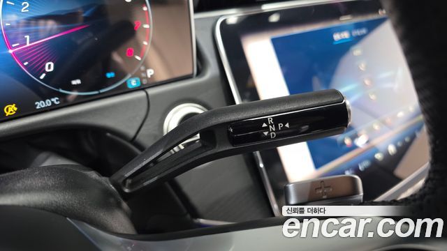 Mercedes-Benz E-Class 2026 — photo 12