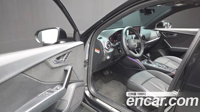 Audi Q2 2023 — photo 10