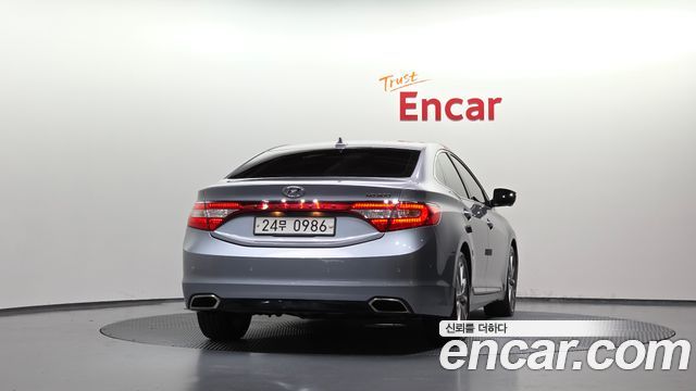 Hyundai Grandeur 2016 — photo 4
