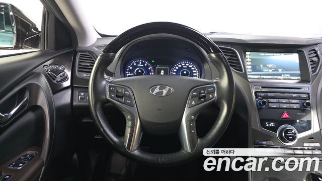 Hyundai Grandeur 2016 — photo 13