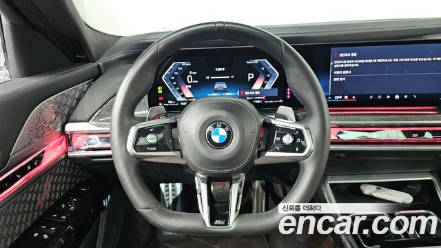 BMW 7-Series 2023 — photo 19