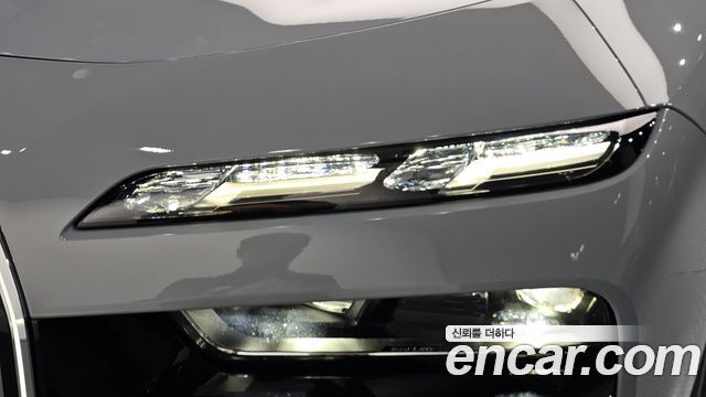 BMW 7-Series 2023 — photo 8
