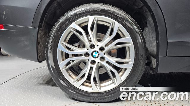 BMW X1 2016 — photo 5