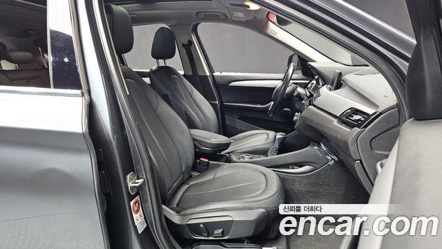 BMW X1 2016 — photo 11