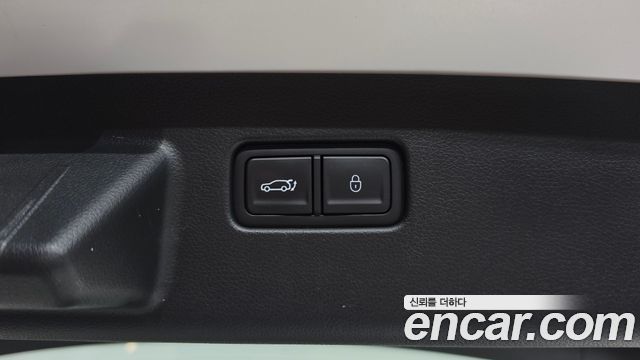 Genesis GV60 2022 — photo 25