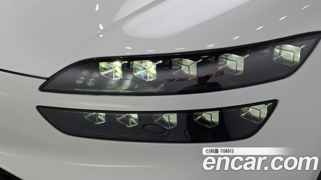 Genesis GV60 2022 — photo 8