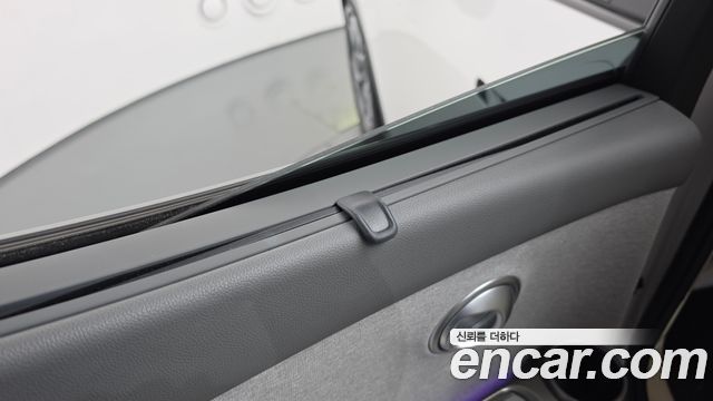 Genesis GV60 2022 — photo 45
