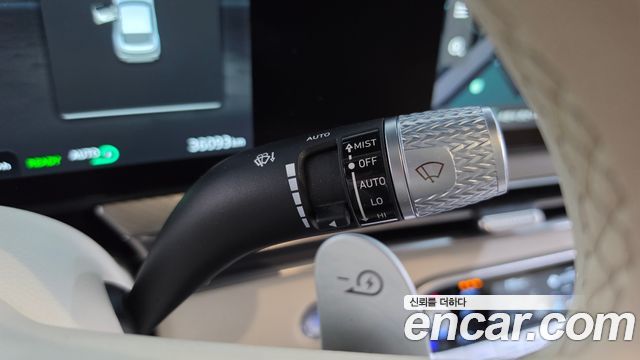 Genesis GV60 2022 — photo 49