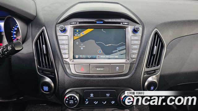 Hyundai Tucson 2015 — photo 16