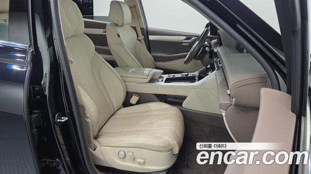 Genesis GV80 2023 — photo 17