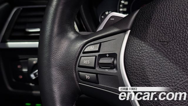 BMW 4-Series 2020 — photo 22