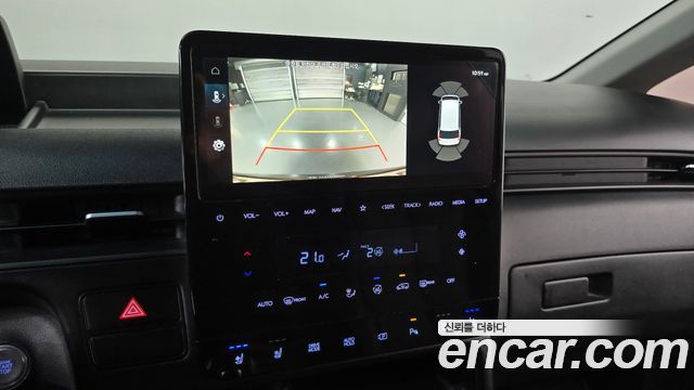 Hyundai Staria 2025 — photo 22