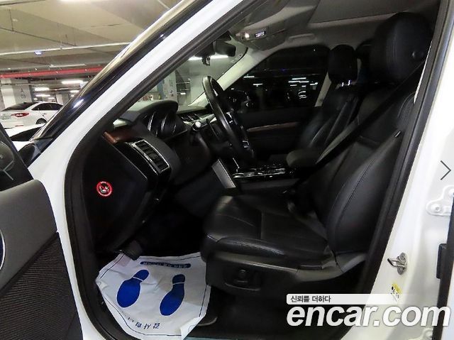 Land Rover Discovery 2017 — photo 6