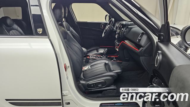 Mini Countryman 2024 — photo 16