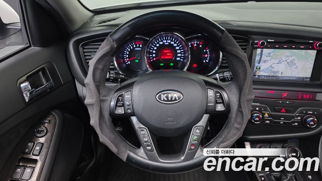 Kia K5 2012 — photo 14