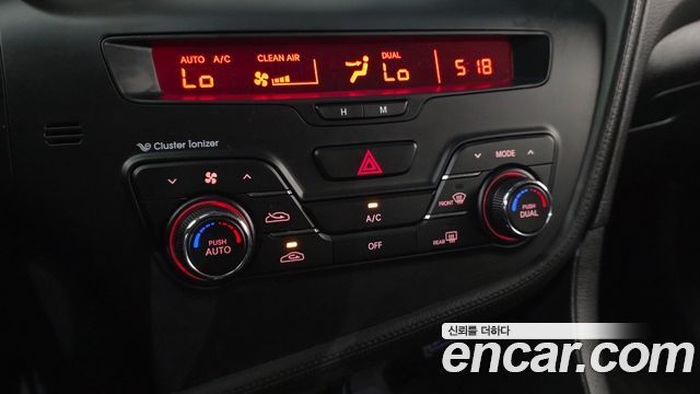 Kia K5 2012 — photo 19