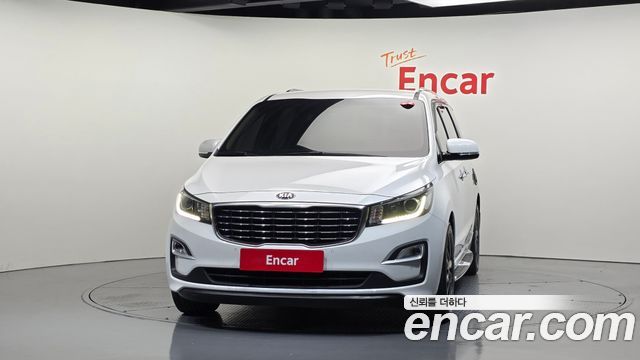 Kia Canival 2019 — photo 3