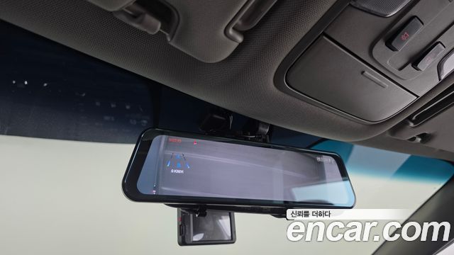 Kia Canival 2019 — photo 16