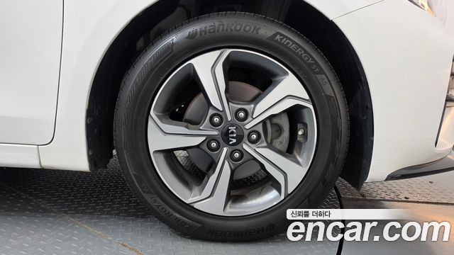 Kia K3 2019 — photo 7