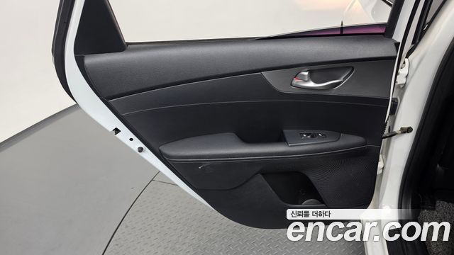 Kia K3 2019 — photo 15