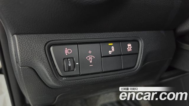 Kia K3 2019 — photo 31