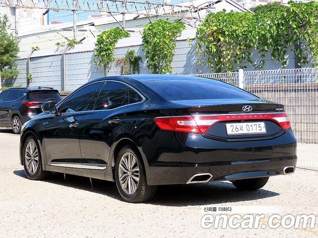 Hyundai Grandeur 2017 — photo 3