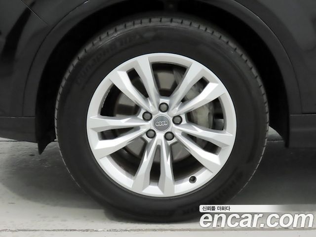 Audi Q7 2019 — photo 5