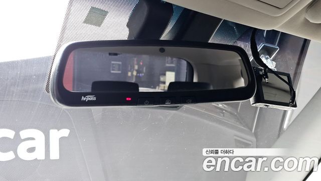 KG Mobility Rexton 2019 — photo 18