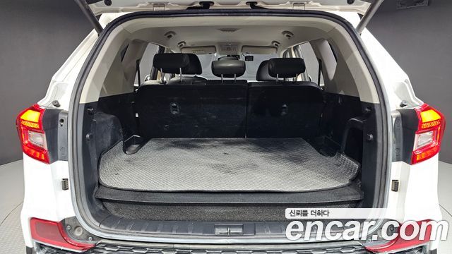 KG Mobility Rexton 2019 — photo 20
