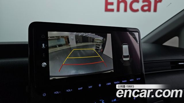 Hyundai Staria 2023 — photo 14