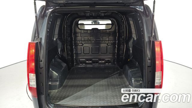 Hyundai Staria 2023 — photo 20
