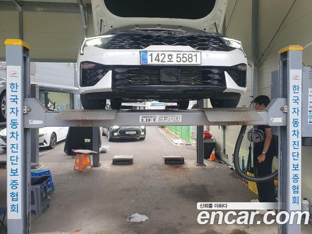 Kia K5 2024 — photo 2