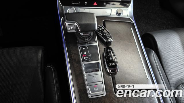 Audi A7 2020 — photo 12