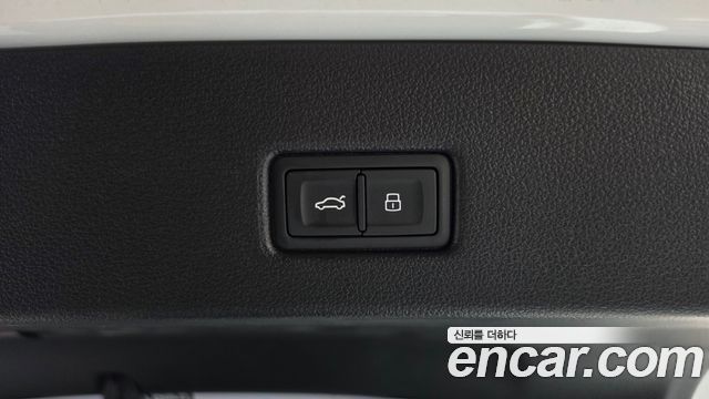 Audi A7 2020 — photo 22