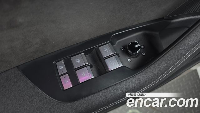 Audi A7 2020 — photo 28