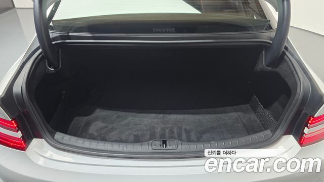 Genesis G80 2021 — photo 28