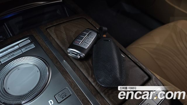 Genesis G80 2021 — photo 32
