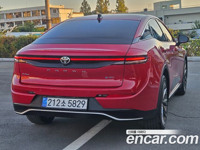 Toyota Crown 2025 — photo 5