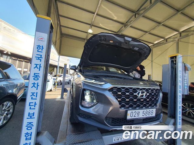 Hyundai Santafe 2019 — photo 1
