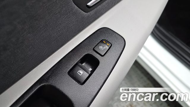 Hyundai AVANTE 2021 — photo 19